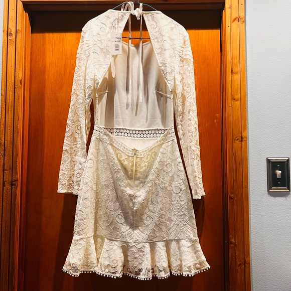 White Lace Dress - Picture 1 of 3